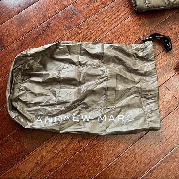 Andrew Marc champagne packable lightweight premium down puffer jacket - Picture 14 of 16